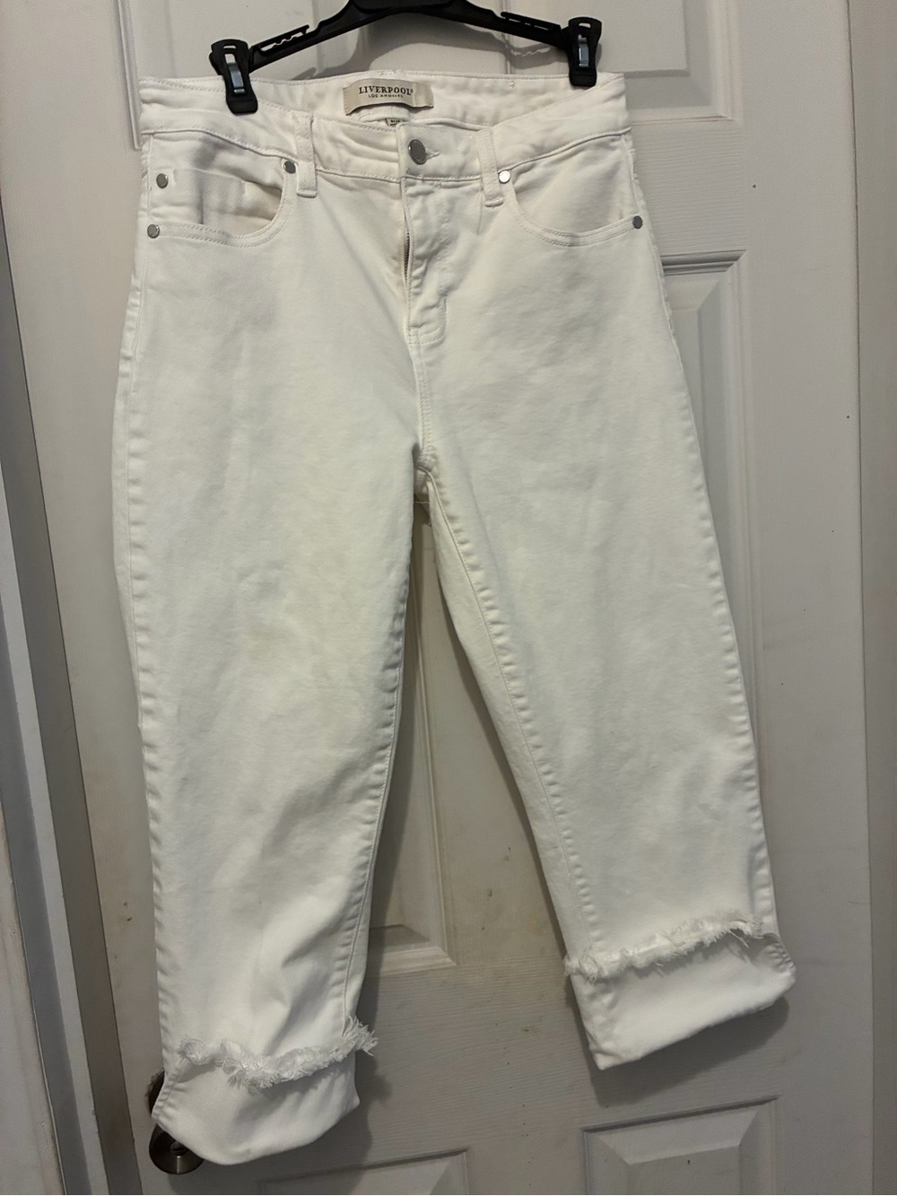 Liverpool White Cropped Raw-Hem Jeans